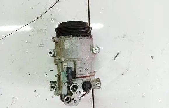 Mercedes-Benz A W169 Air conditioning (A/C) compressor (pump) A0022304711 4471500375