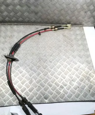 Hyundai Santa Fe Gear shift cable linkage 437941F300