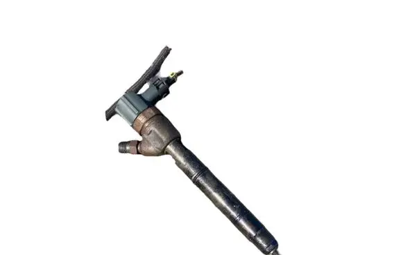 Hyundai i40 Fuel injector 338002A800