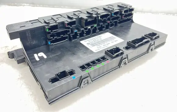 Mercedes-Benz E W211 Fuse module 2115456701 5DK00804746