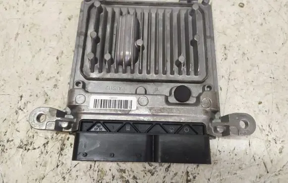 Mercedes-Benz E W212 Engine control unit/module ECU A6519009002