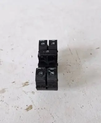 Volkswagen Golf V Electric window control switch 1K4959857 3233059