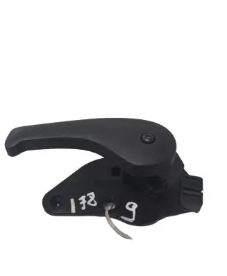 Volvo V40 Engine bonnet (hood) release handle 31826629
