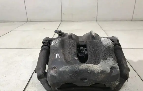 Opel Vivaro Front brake caliper