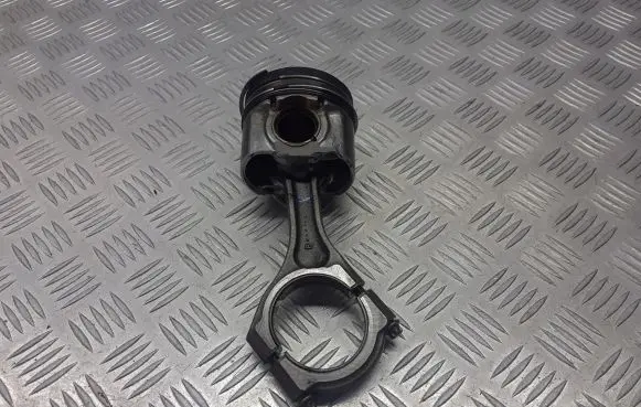 Subaru Forester SH Piston 