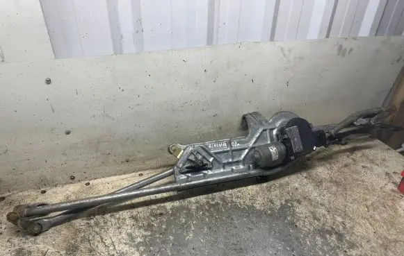 Seat Alhambra (Mk1) Front wiper linkage and motor 7M3955119A 0390241803