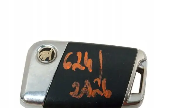 Skoda Superb B8 (3V) Ignition key/card 3V0959752B