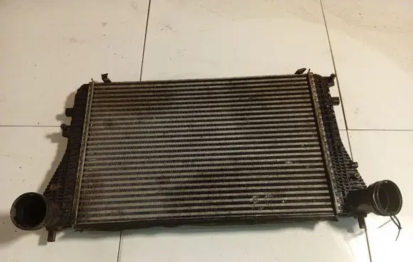 Volkswagen PASSAT CC Intercooler radiator 