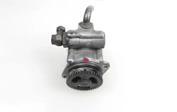 Volkswagen II LT Power steering pump 7683975902