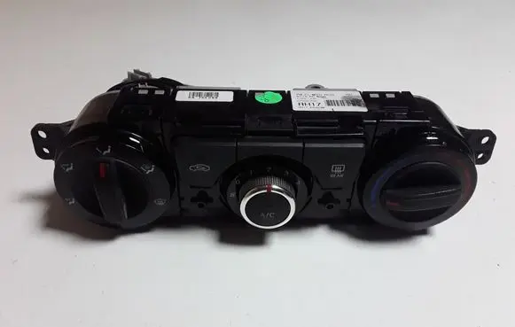 Hyundai i20 (PB PBT) Air conditioner control unit module 972501J640