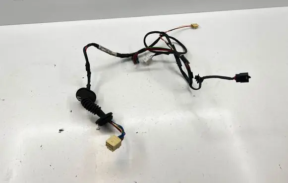 Toyota Hilux (AN10, AN20, AN30) Rear door wiring loom 4KB927118000 01102039