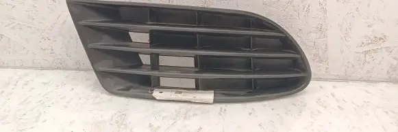 Volkswagen Golf Plus Front bumper lower grill 5M0853665