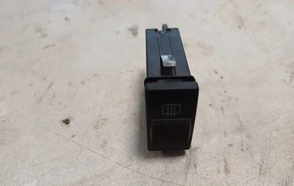 Audi A8 S8 D2 4D Windscreen/window heater switch 4D0941503