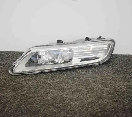 Volkswagen PASSAT B7 Front fog light 176623