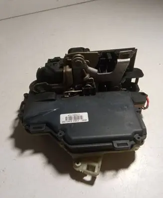 Nissan X-Trail T30 Headlight level height control switch PA66GF30