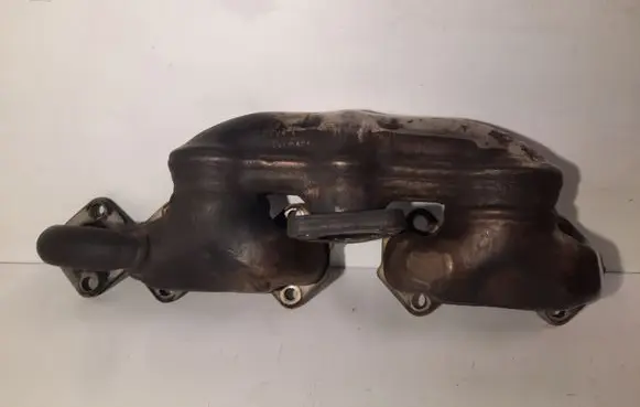 Audi A8 S8 D3 4E Exhaust manifold 057253034L