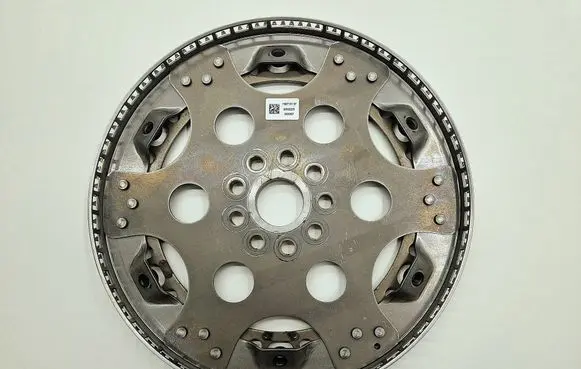 BMW M5 F90 Flywheel 7567151 11227567151