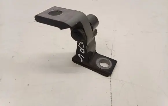 Porsche Macan (95B) Front door upper hinge