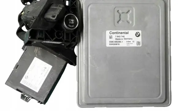 BMW X5 E70 Engine ECU kit and lock set 7643746