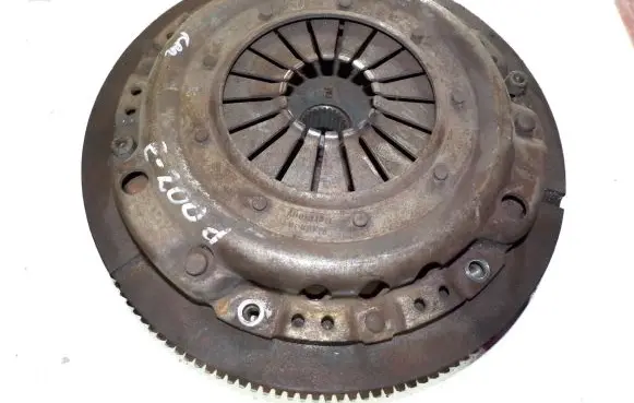 Mercedes-Benz E W210 Flywheel
