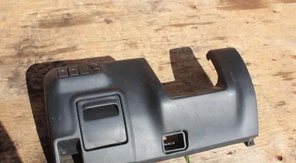 Subaru Impreza II Dashboard trim 