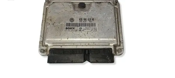Skoda Roomster (5J) Engine control unit/module 1039S15634 0281013081 038906019NR