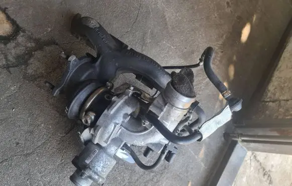 Audi A4 S4 B8 8K Turbo 06H145702L