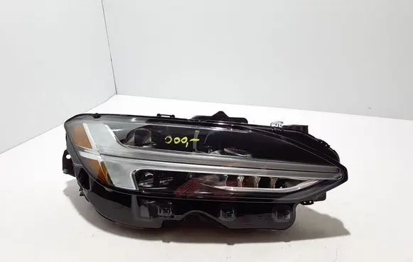 Volvo S90, V90 Headlight/headlamp 31655793