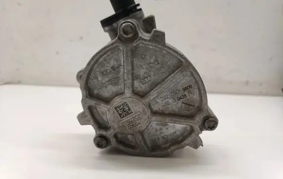 Vacuum pump
