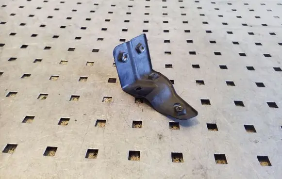 Hyundai ix35 Fender mounting bracket