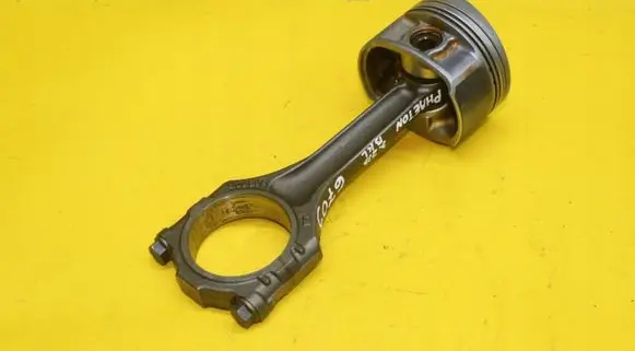 Volkswagen Phaeton Piston with connecting rod