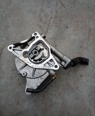 Hyundai Santa Fe Vacuum pump