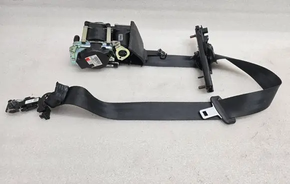 Volvo XC90 Front seatbelt 39841609