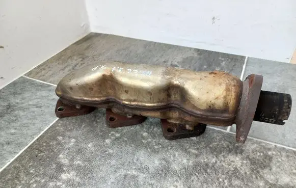 Audi A6 S6 C6 4F Exhaust manifold 059253034L