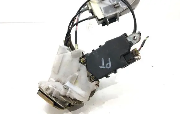 Subaru B9 Tribeca Rear door lock
