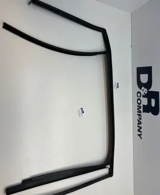 Volkswagen Tiguan Rubber seal rear door window/glass 5NA839431