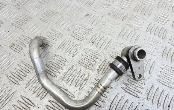 BMW 6 F12 F13 Gearbox oil cooler pipe/hose 7592400 17227592400