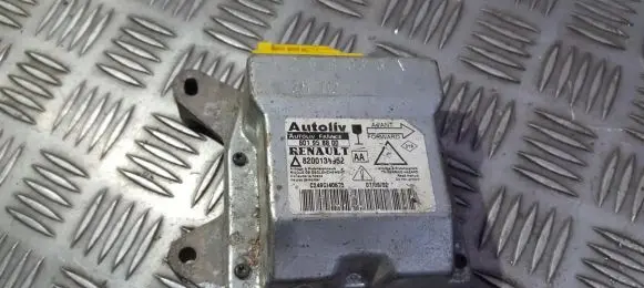 Renault Laguna II Airbag control unit/module 8200142183A 550758700