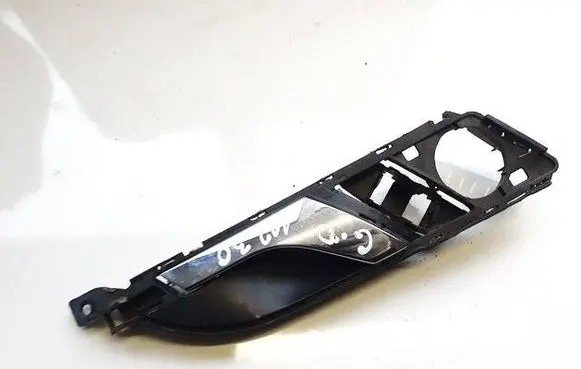 Skoda Superb B5 (3U) Rear door interior handle 3U5839248