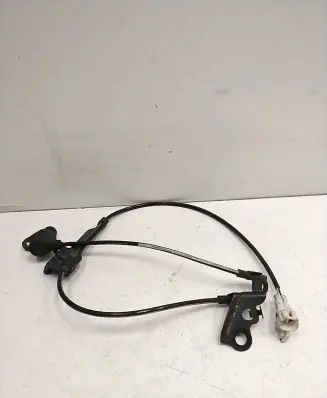 Toyota Avensis T250 ABS brake wheel speed sensor 0265006 9005370