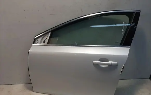 Volvo V40 Front door 