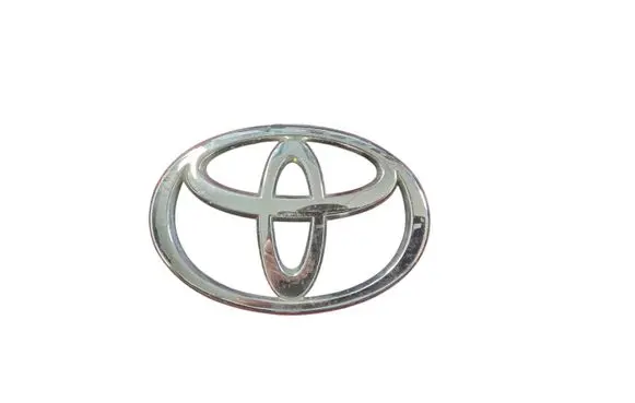 Toyota Avensis T250 Manufacturers badge/model letters 7543105050
