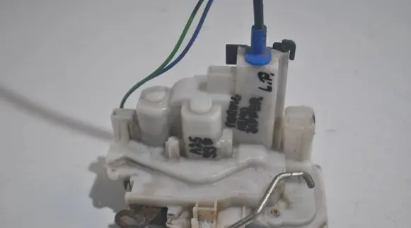Fiat Fiorino Front door lock