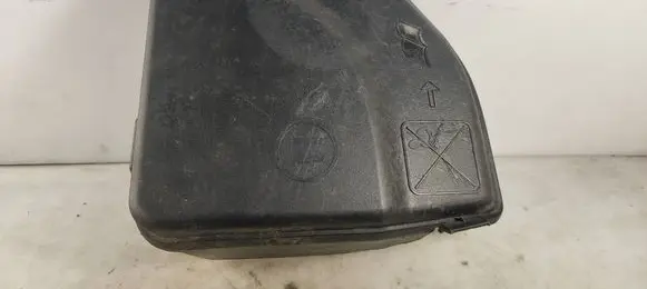 Peugeot 308 Fuse box cover 9658418180
