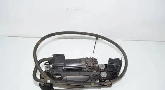 BMW 5 F10 F11 Air suspension compressor/pump 6789450 37206789450 37206864215