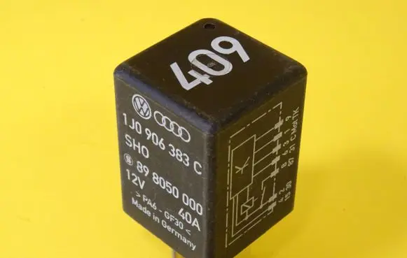 Volkswagen Golf IV Other relay 1J0906383C
