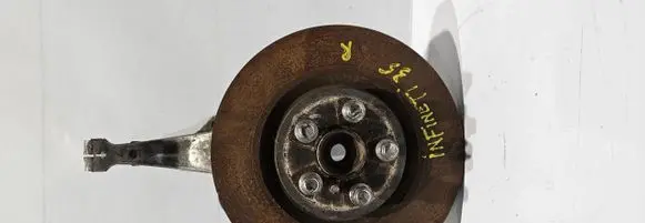 Infiniti G35 Front wheel hub H011493KAMAX