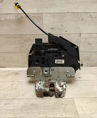 Volvo V70 Tailgate/trunk/boot lock/catch/latch 31253451 23508 40558120