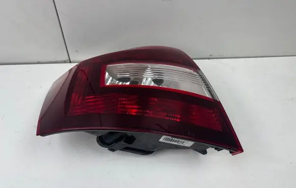 Skoda Rapid (NH) Rear/tail lights 5JJ945095A