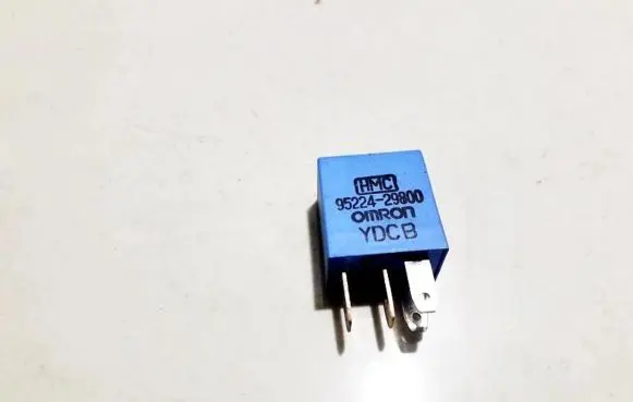 Hyundai Trajet Other relay 9522429800